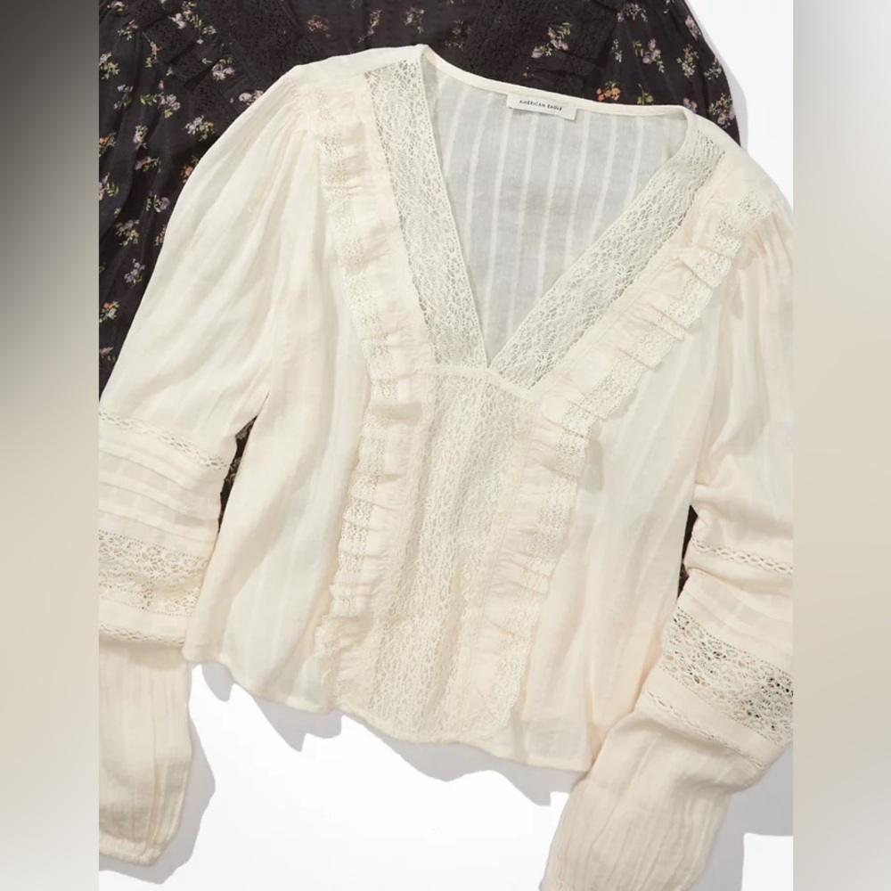 AE V-Neck Ruffle Lace Blouse - Picture 4 of 9